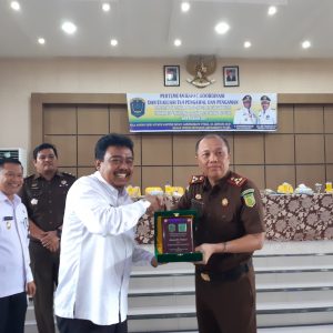 Kajari Labuhanbatu Melakukan Sosialisasi TP4D Kepada Kepala Desa se Kab. Labura